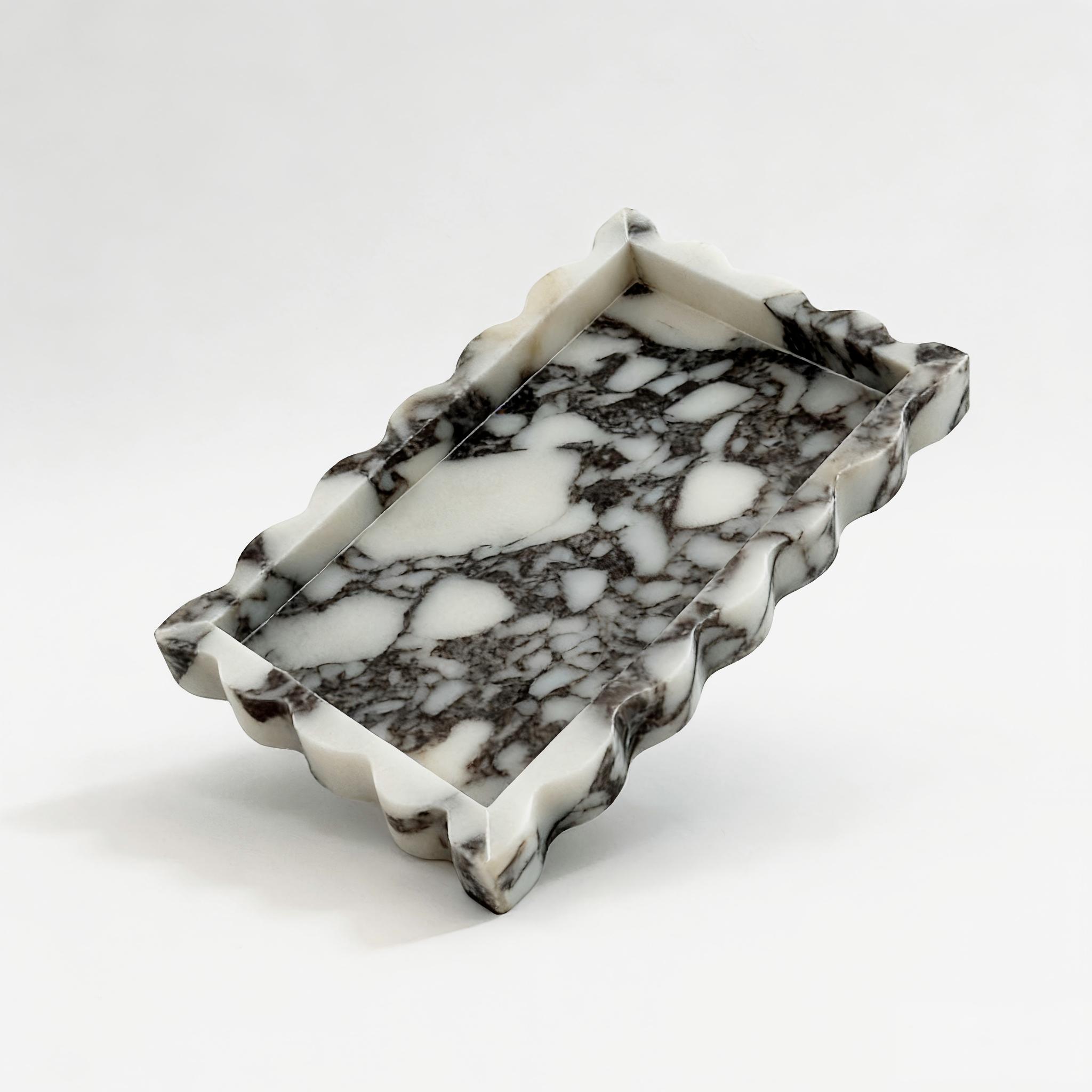 Marble Serving Board - カラカッタヴィオラスカラップド大理石トレイ、天然大理石トレイ、バスルーム、洗面台、家の装飾用高級装飾トレイ